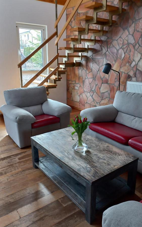 Villa Haskova With 3 Bedrooms 반스카비스트리카 외부 사진
